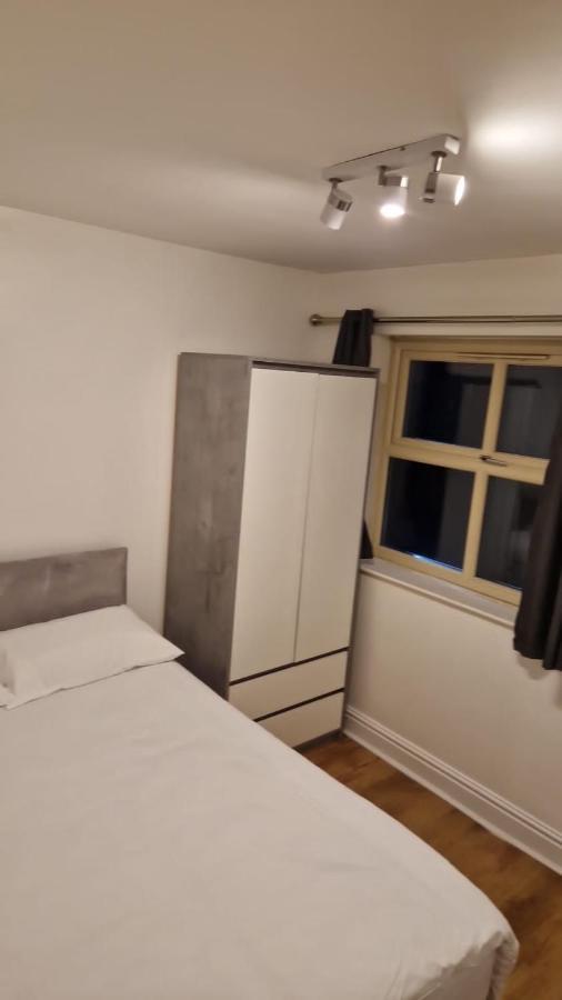 The Court II Apartment Ливърпул Екстериор снимка